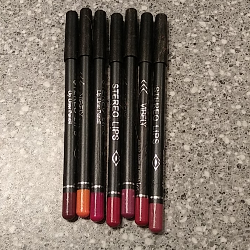 Lip liners NWOT